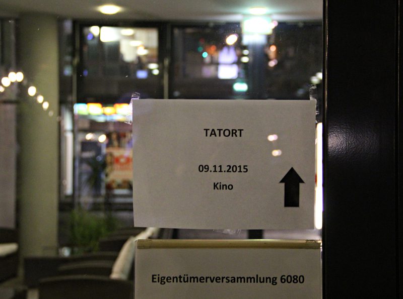 Da lang geht es zur Tatort-Premiere. Foto: Hensel