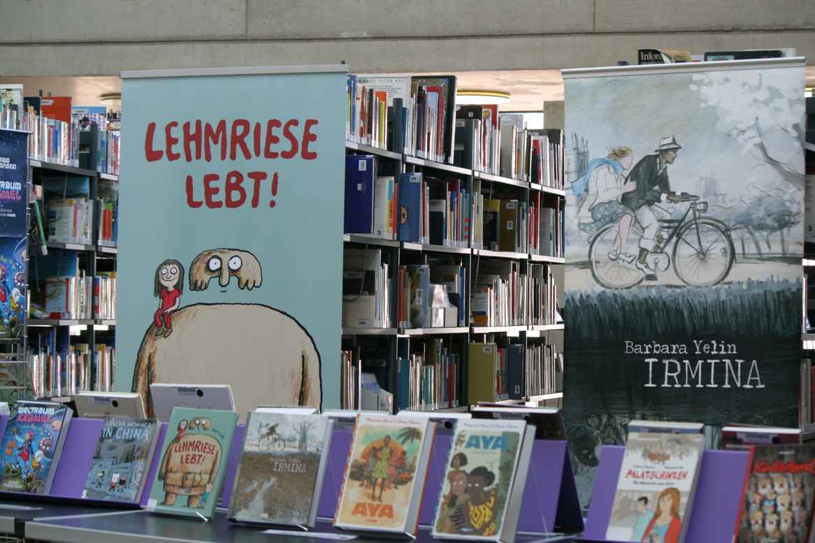 Reprodukt stellt sich in der Bibliothek am Luisenbad vor. Foto: Andrei Schnell.