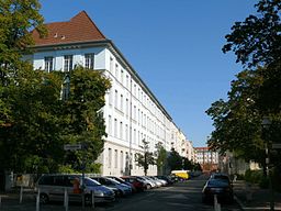 Die Wedding Schule in der Antonstrasße. Foto Wikimedia.