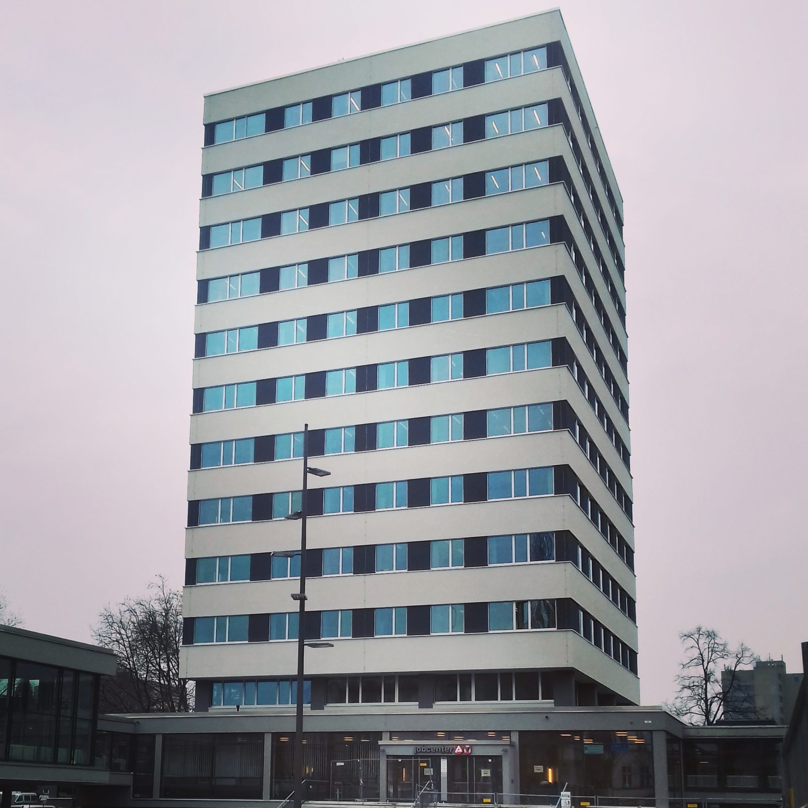 Rathaus Jobcenter Wedding Hochaus