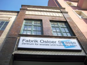 Schild an der Straßenseite der Fabrik Osloer Straße. Foto: D. Hensel
