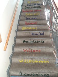 Treppe mit Schriftzügen
