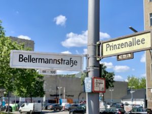 Straßenschild Bellermannstraße Prinzenallee Straßenname