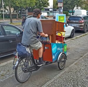 Lastenrad auf der Müllerstraße