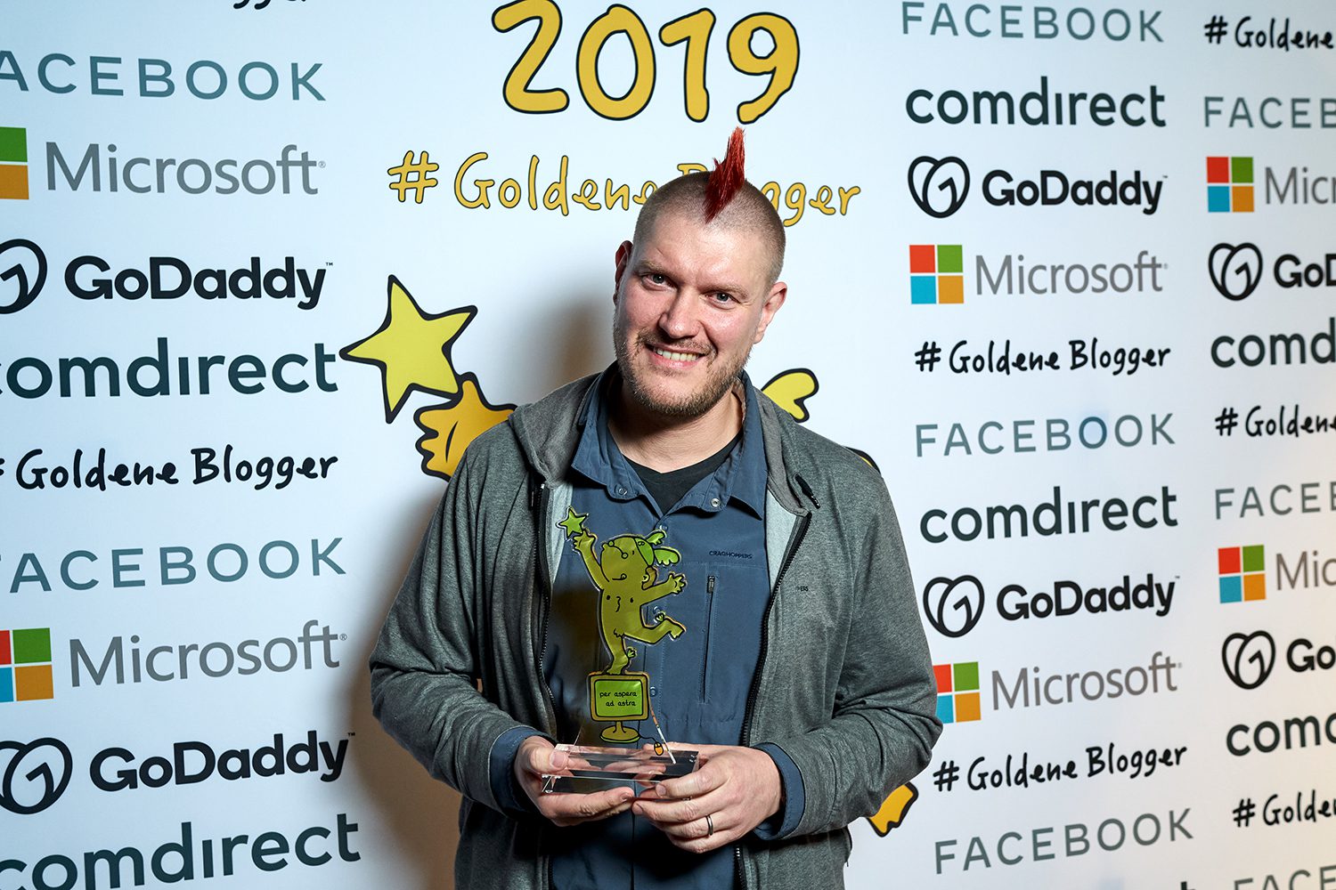 Sascha Lobo hat 2020 den Goldenen Blogger für sein Lebenswerk bekommen. Glückwunsch! Foto: eventpress