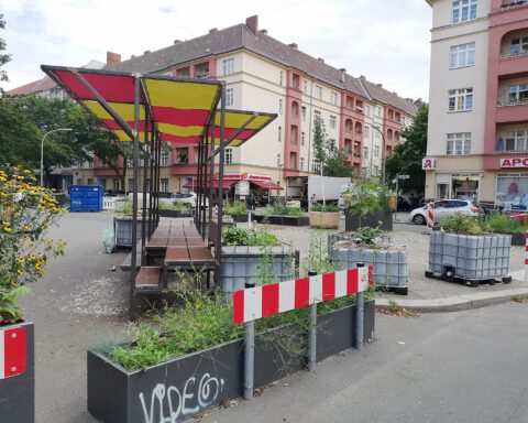 Früher Straße, heute Begegnungsort für die Nachbarschaft: der Eulerplatz. Foto: Hensel