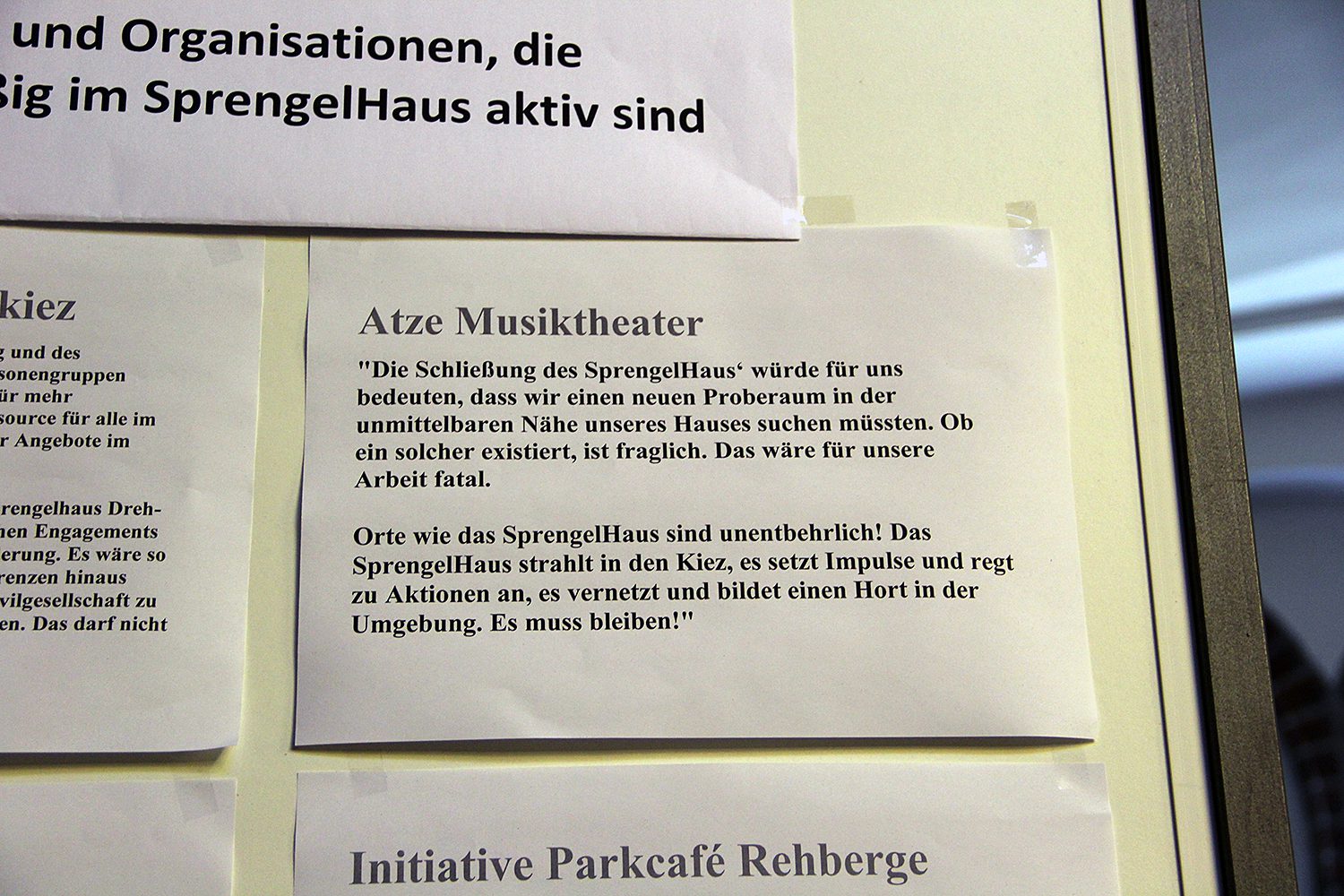 Unterstützende Worte vom Atze Musiktheater. Foto: Hensel