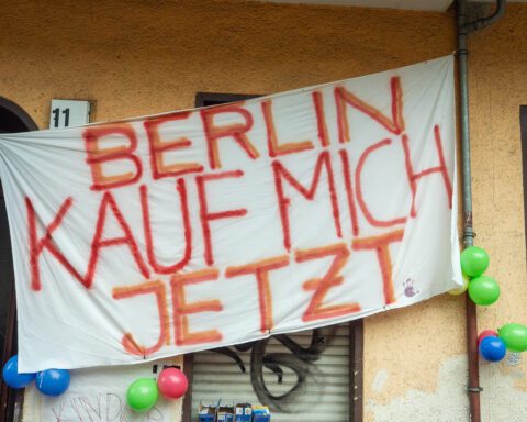 Banner an der Seestraße 110