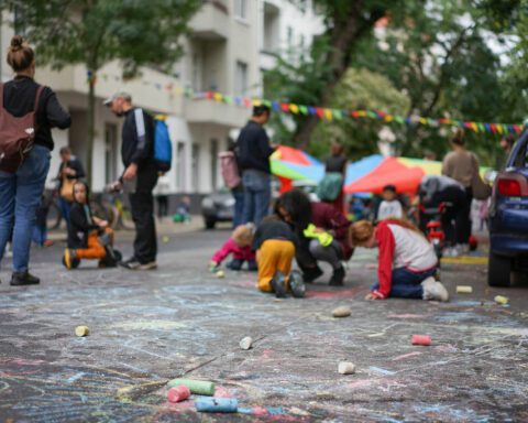 temporäre Spielstraße in der Glasgower Straße (C) Martina Özdemir