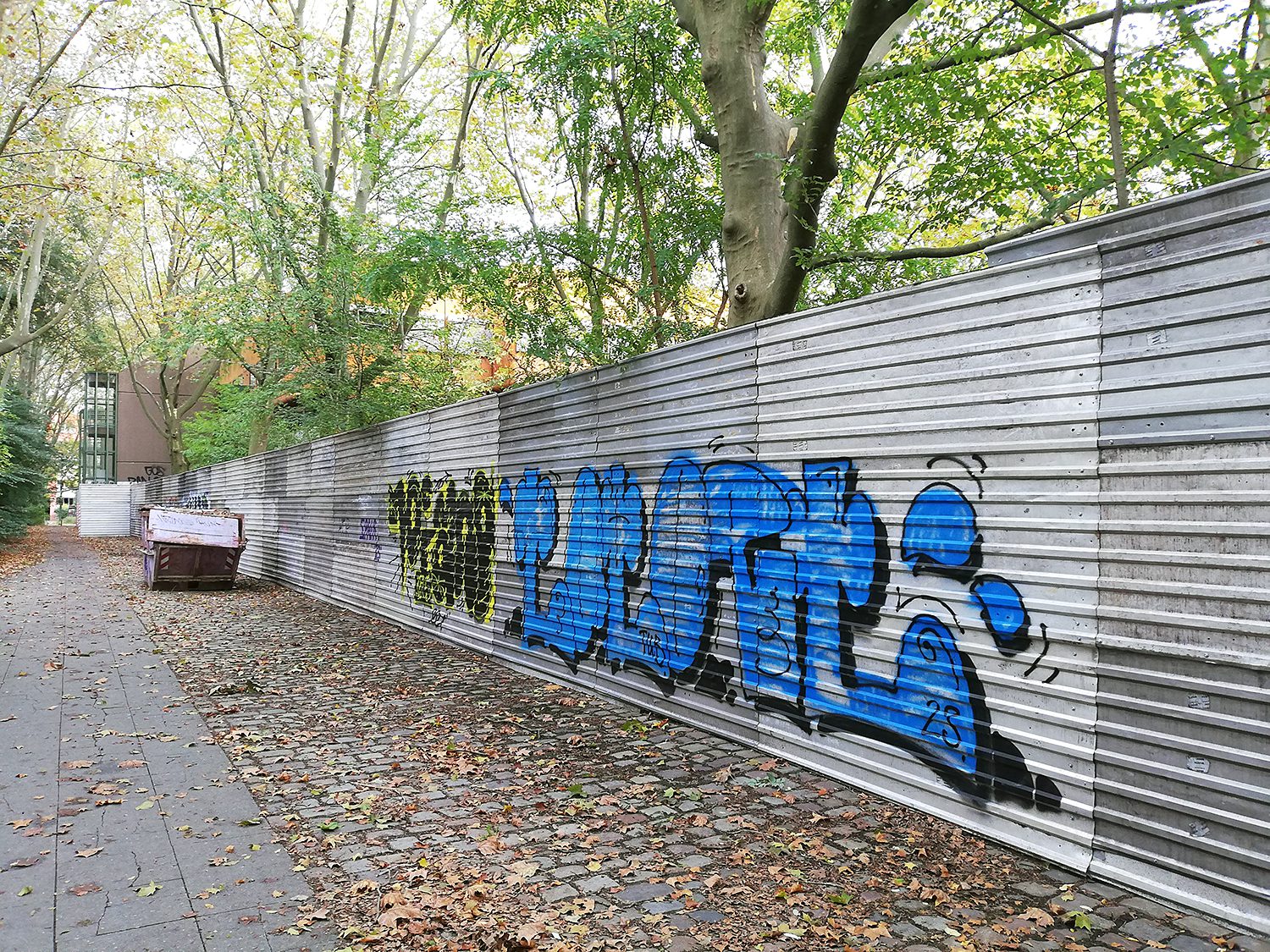 Ob mit oder ohne Erlaubnis: die Graffiti sind schon da. Foto: Hensel