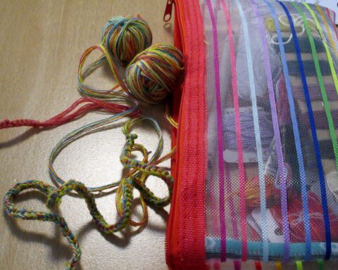 Strickknäuel bereit zum Stricken